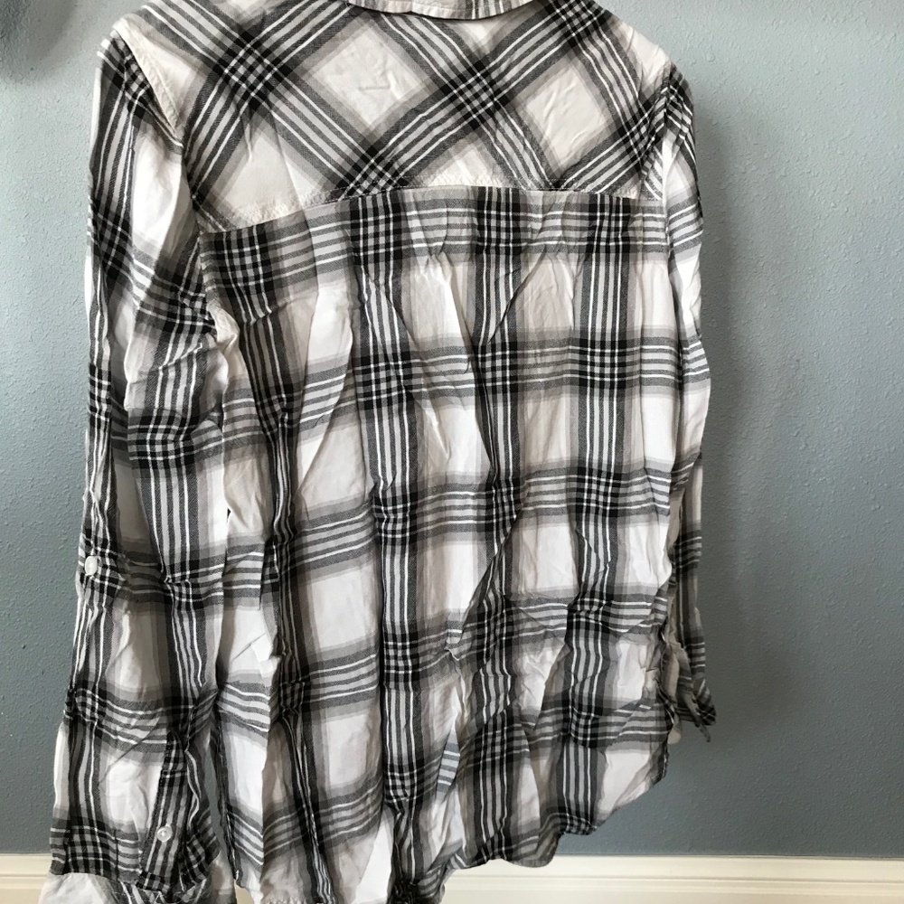 Women's button down - Picture 2 of 3